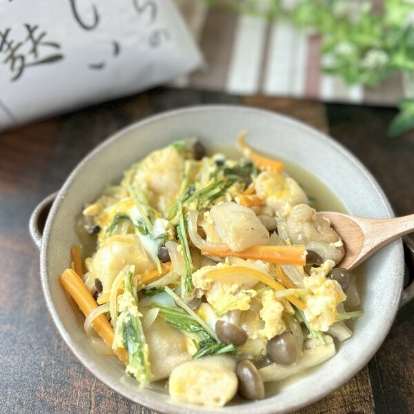 焼き麩と野菜の卵とじ