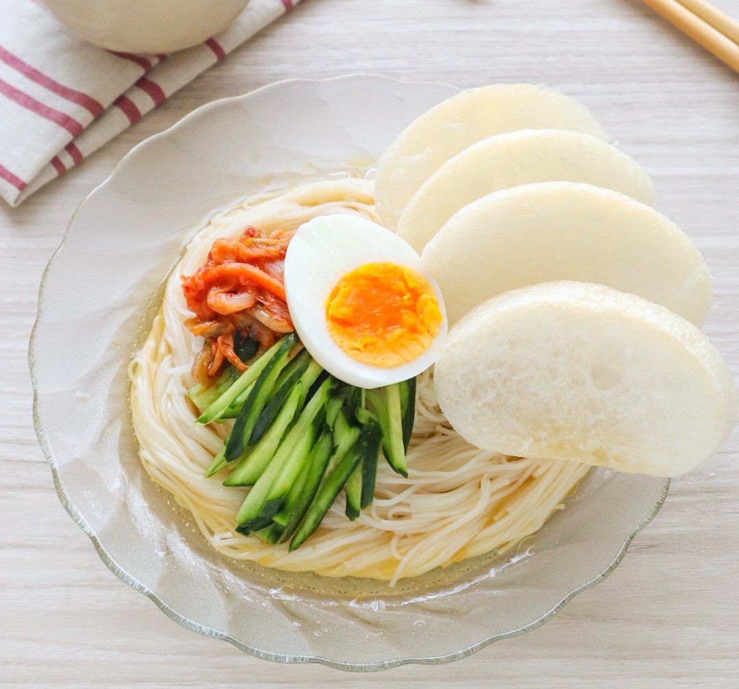 とろーりたま麩の韓国冷麺風そうめん