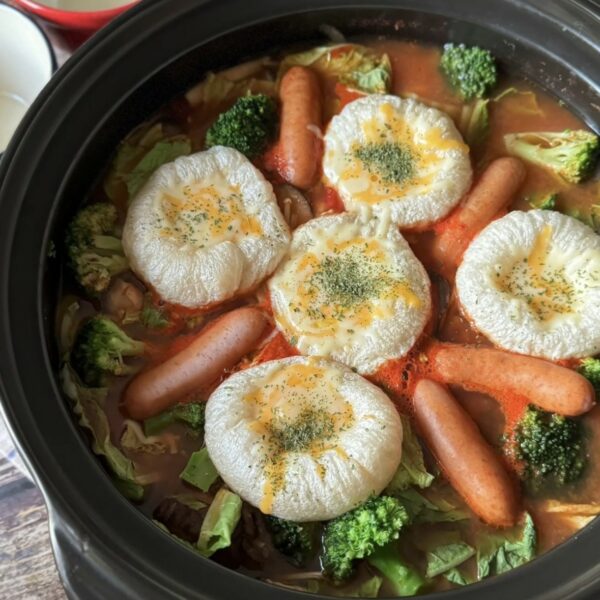 チーズたま麩入りトマト鍋