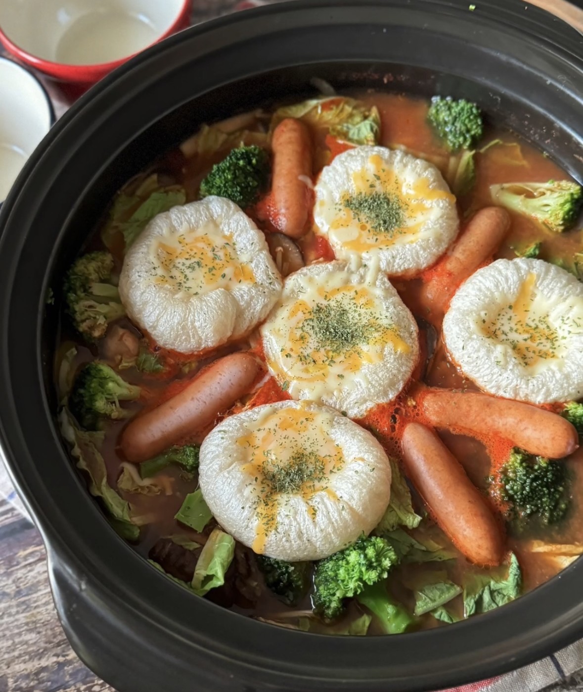 チーズたま麩入りトマト鍋